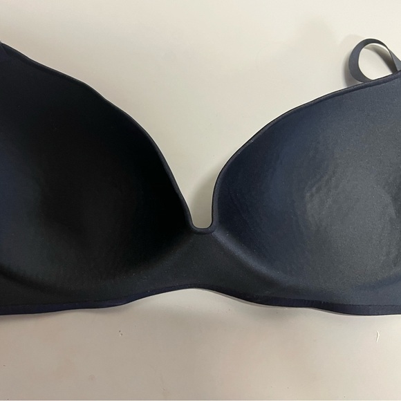 Uniqlo WIRELESS Bra - Picture 3 of 5